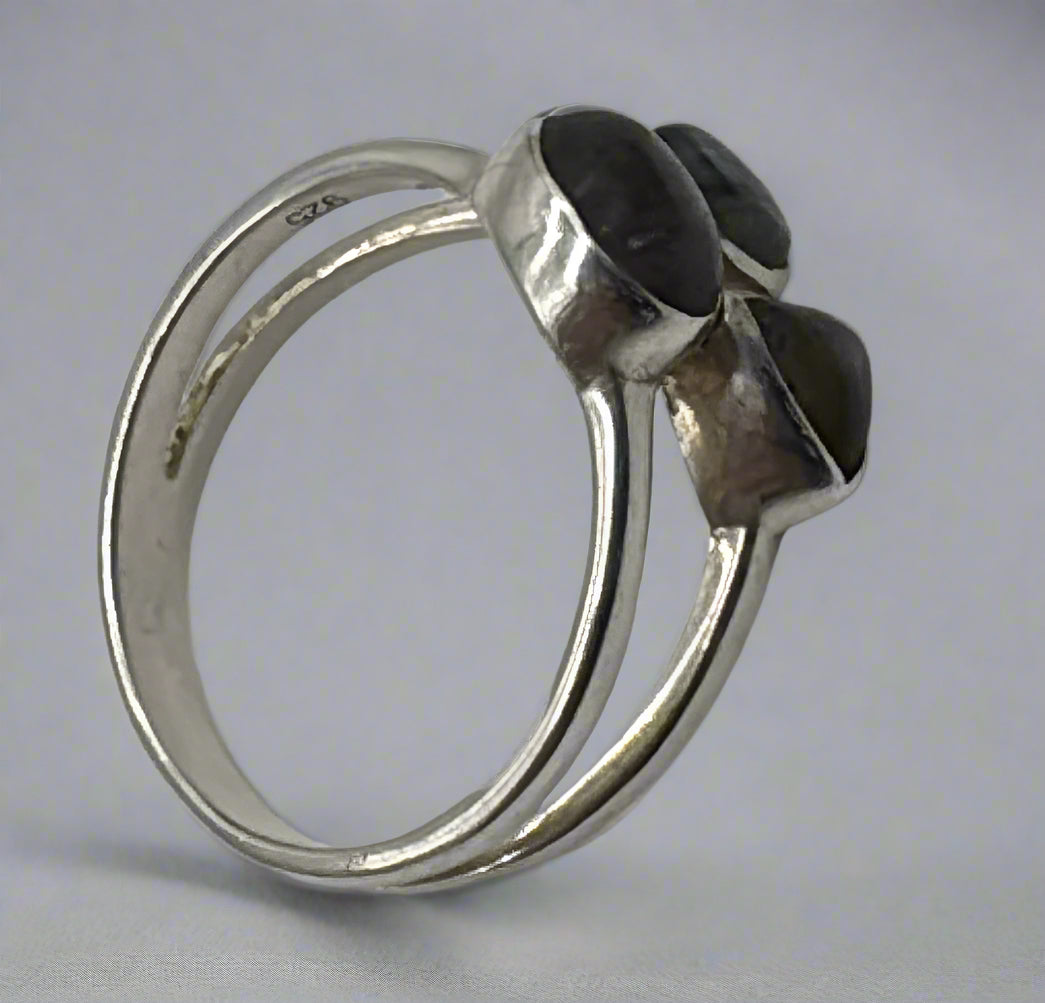 Sterling Silver Labradorite Ring – 3-Stone Design – Size 10.5