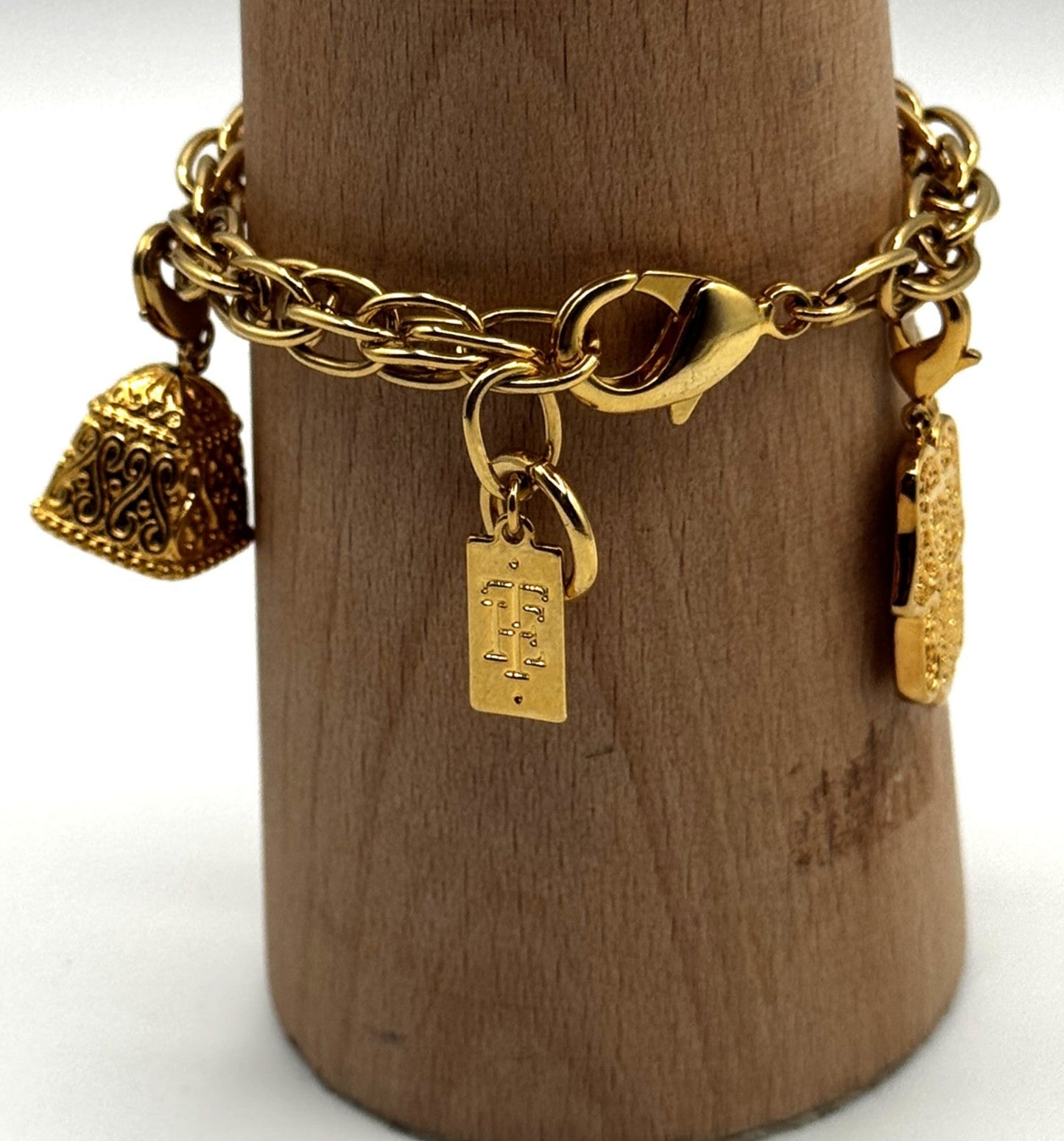 Elizabeth Taylor Gold-Tone Charm Bracelet with Hamsa, Ankh & Sombrero