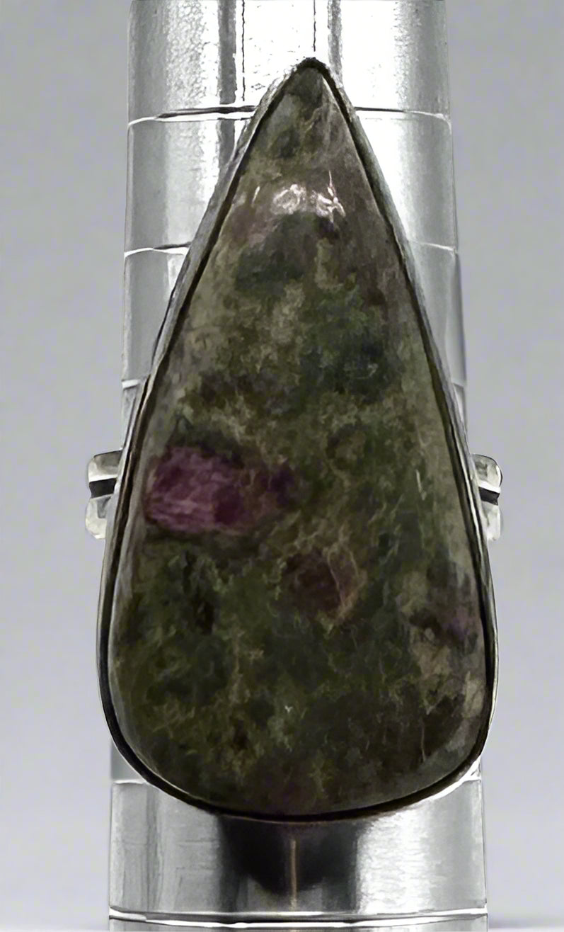 Sterling Silver Teardrop Ring with Natural Stone – Size 7