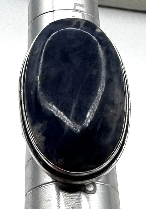 Sterling Silver Oval Ring with Deep Blue Stone – Size 6.5