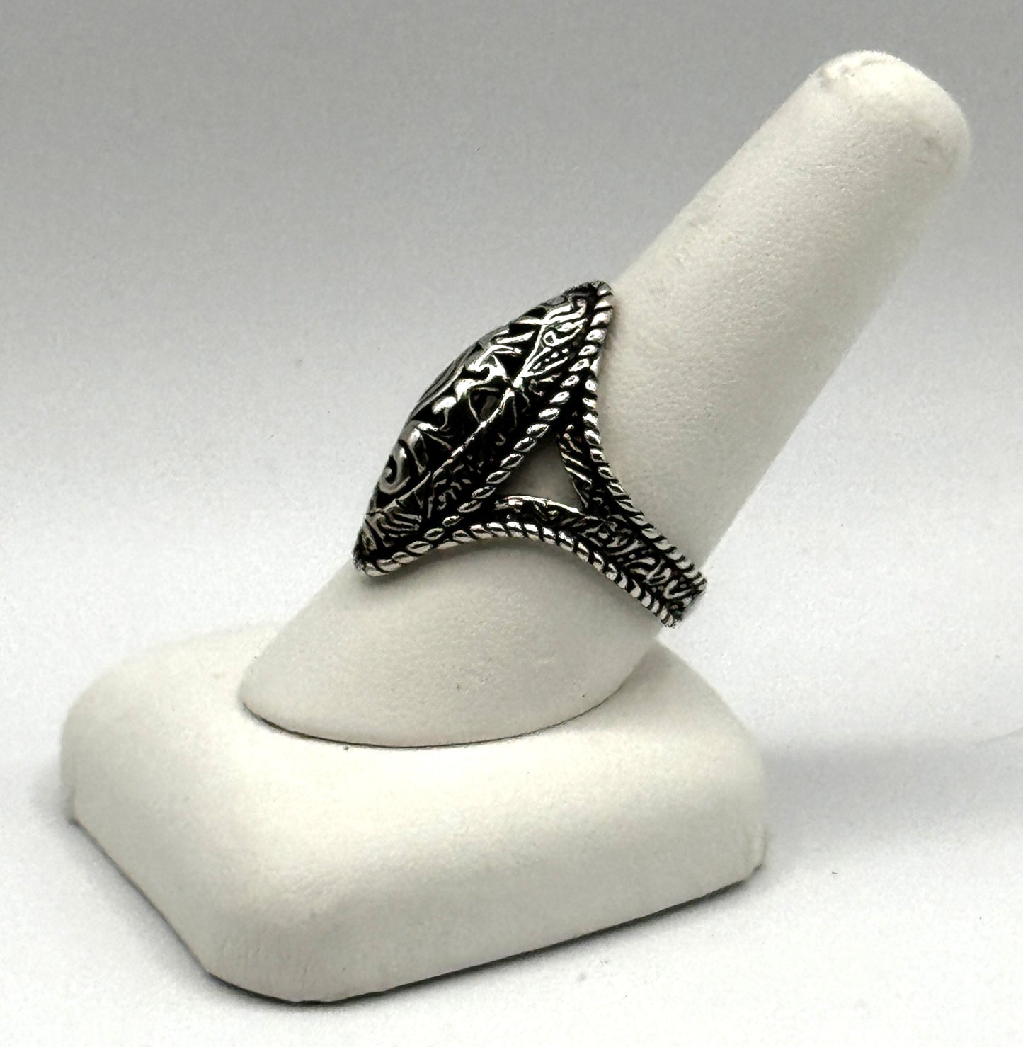 Sterling Silver Carolyn Pollack Filigree Ring – Size 9.5
