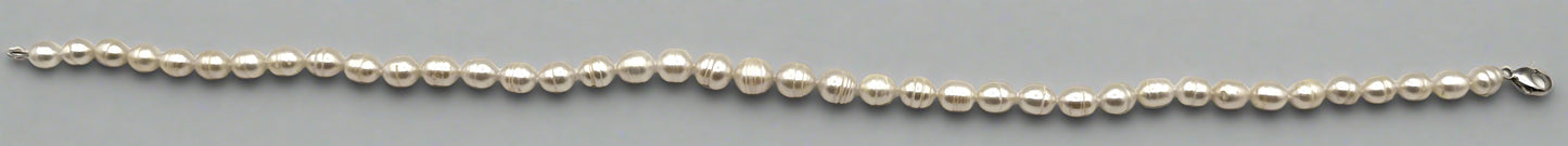 Honora Cultured Freshwater Pearl Necklace – Sterling Silver Clasp w Box & Pouch