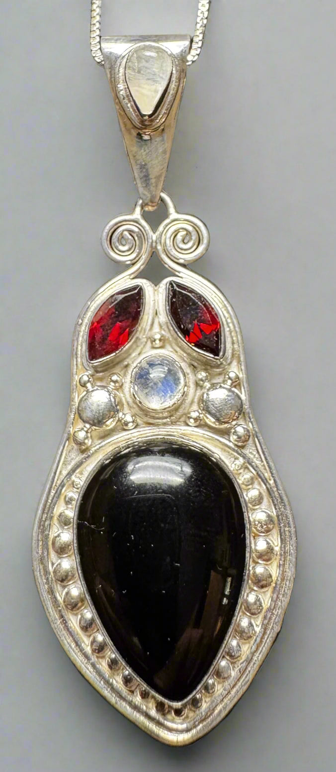 Vintage Sterling Silver Pendant Necklace with Multi-Gem Design – 18”