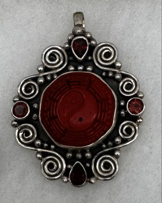 Sajen Sterling Silver Cinnabar &amp; Garnet Pendant – Yin Yang Design
