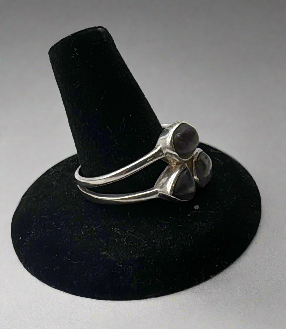 Sterling Silver Labradorite Ring – 3-Stone Design – Size 10.5