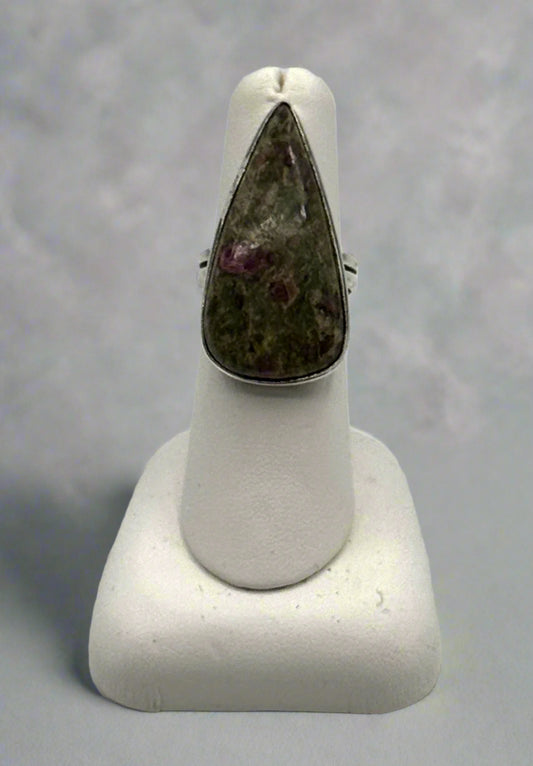 Sterling Silver Teardrop Ring with Natural Stone – Size 7