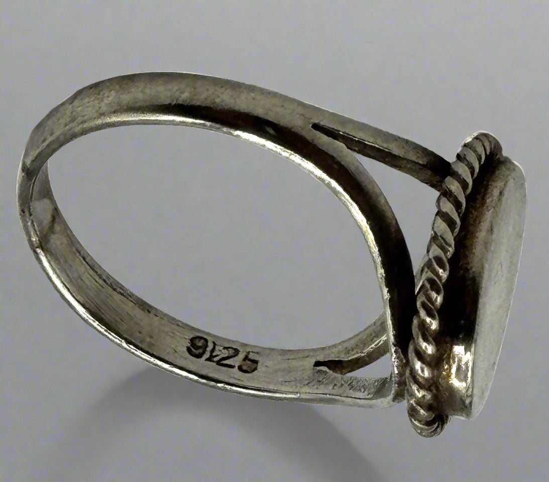 Sterling Silver Vintage Engravable Oval Ring – Size 5.5